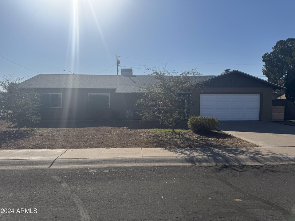 401 W Dublin St in Chandler, AZ - Building Photo