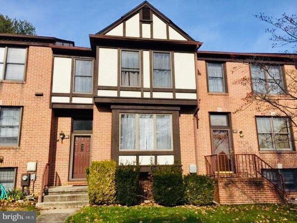20 Dickens Square in Timonium, MD - Building Photo