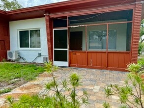103 N Lincoln Ave in Clearwater, FL - Building Photo - Building Photo