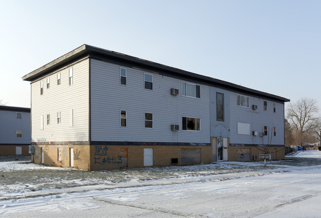 Garfield Park Apartments