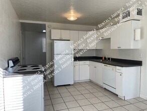 8835 N 28th Ave in Phoenix, AZ - Building Photo - Building Photo