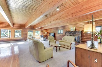 770 E Country Club Drive East in Union, WA - Foto de edificio - Building Photo