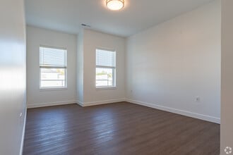 Galena Commons in Floyds Knobs, IN - Foto de edificio - Building Photo