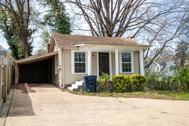 property at 1005 Greens Lake Rd