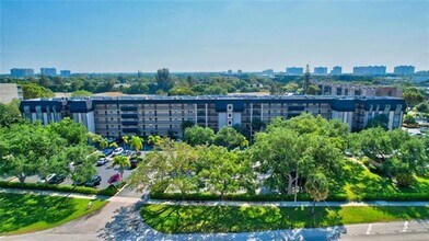 5340 NW 2nd Ave-Unit -5340 NW 2ND AVE APT 230 in Boca Raton, FL - Building Photo - Building Photo