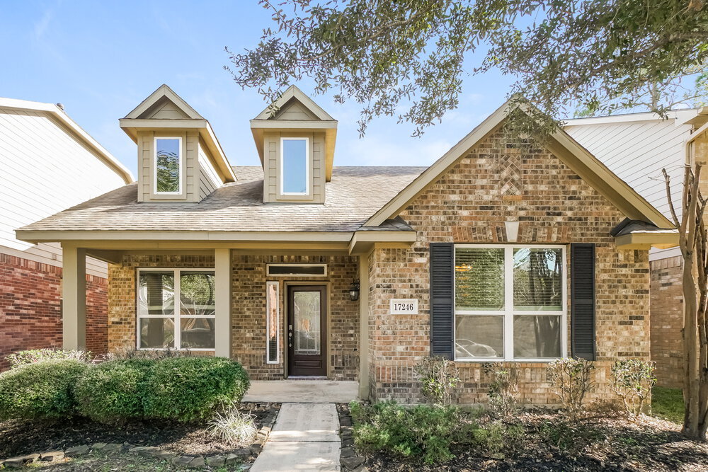 17246 Lafayette Hollow Ln in Humble, TX - Foto de edificio