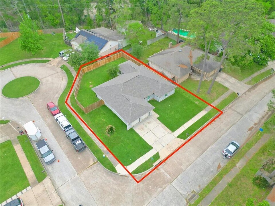 5203 Mossgrey Ln in Spring, TX - Building Photo