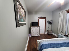 20 Maple Ave, Unit 1st floor in Albany, NY - Building Photo - Building Photo