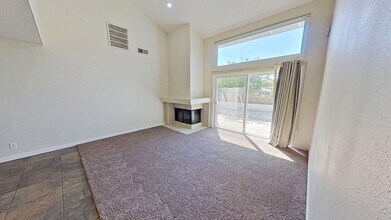 22097 Newbridge Dr in Lake Forest, CA - Building Photo - Building Photo