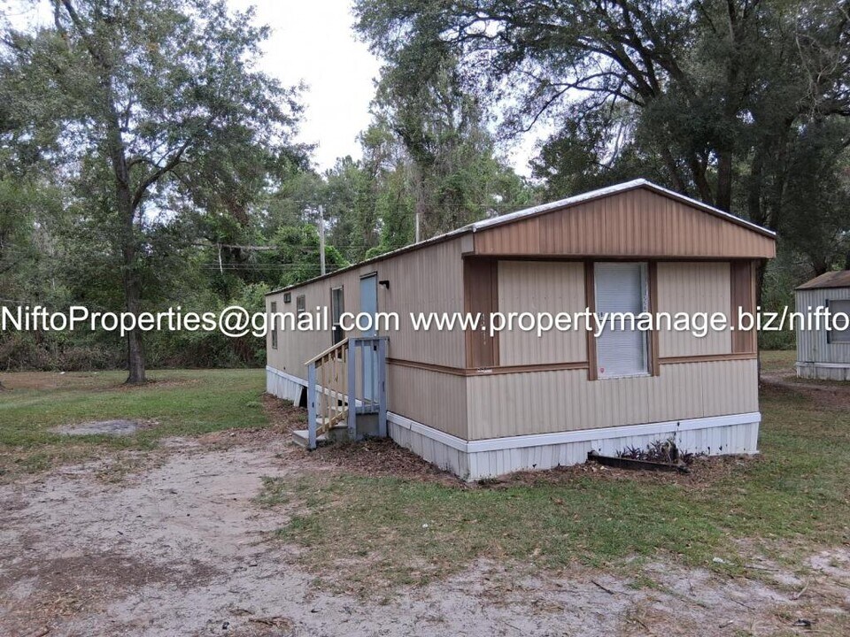 5588 Aenon Ln in Tallahassee, FL - Building Photo