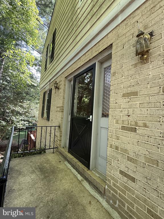 property at 9622 Lindenbrook St