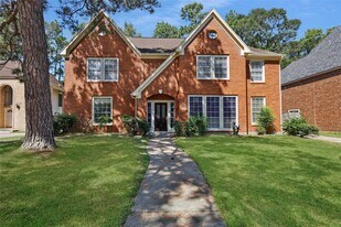 5803 Ancient Oaks Dr in Humble, TX - Building Photo