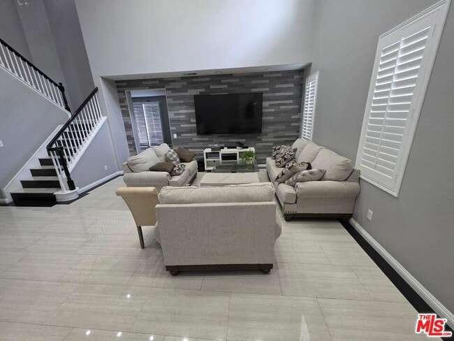 property at 23 Vía De La Valle