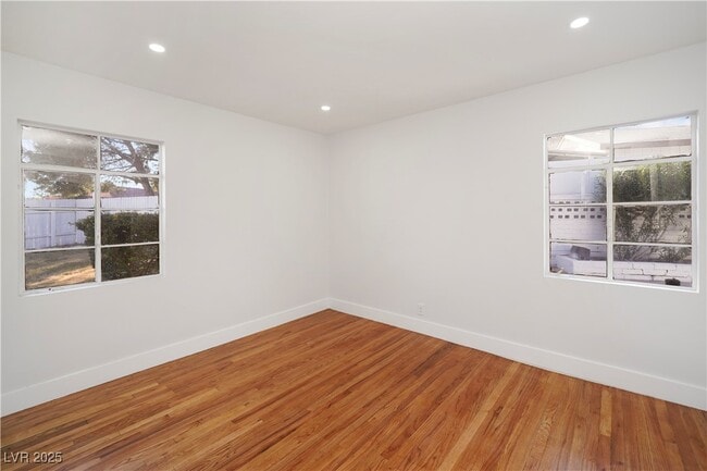 property at 1140 Hillside Pl