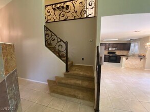 1401 Woodmore Dr in Las Vegas, NV - Building Photo - Building Photo