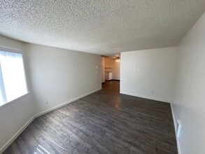 273 Senate St NW in Salem, OR - Building Photo - Building Photo