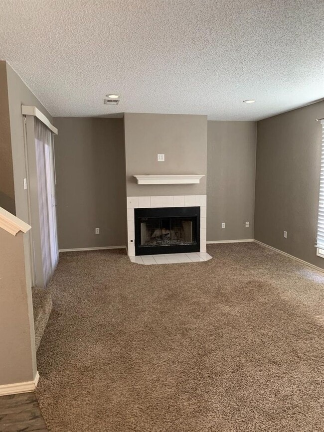 8308 Raleigh Ave in Lubbock, TX - Building Photo - Building Photo