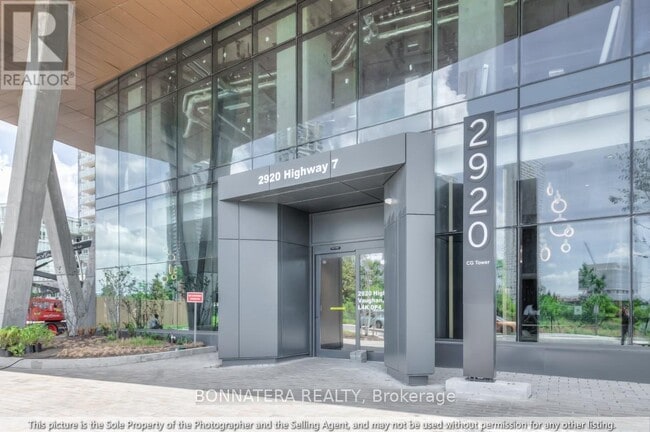 2920-2920 Hwy 7 in Vaughan, ON - Building Photo - Building Photo