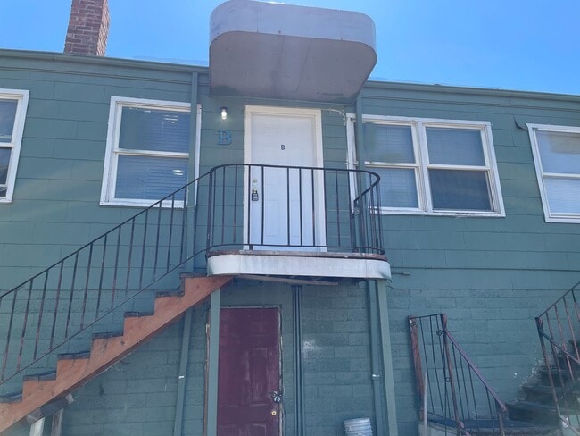 property at 601 N Bartlett St