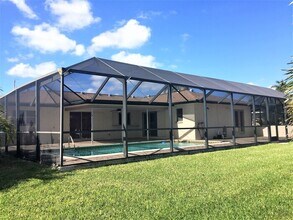 3419 SE 18th Pl in Cape Coral, FL - Building Photo - Building Photo