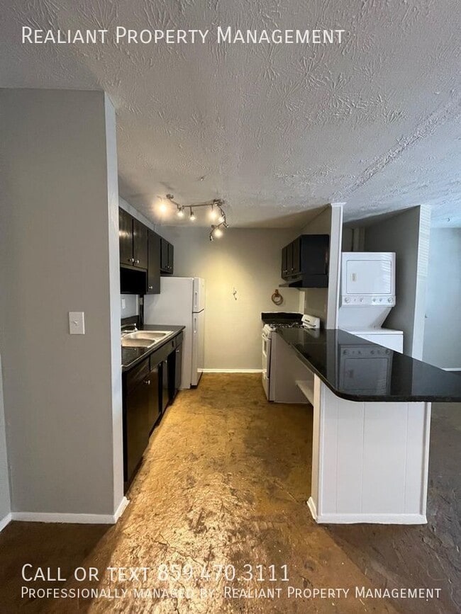 468 N Limestone in Lexington, KY - Building Photo - Building Photo