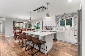 3000 Azahar St in Carlsbad, CA - Building Photo - Building Photo