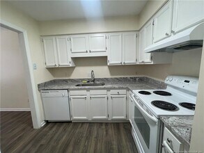 2059 Trexler Ct in Raleigh, NC - Building Photo - Building Photo
