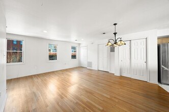 312 Washington St, Unit 2 in Hoboken, NJ - Foto de edificio - Building Photo