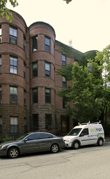 92 Saint Botolph St in Boston, MA - Building Photo