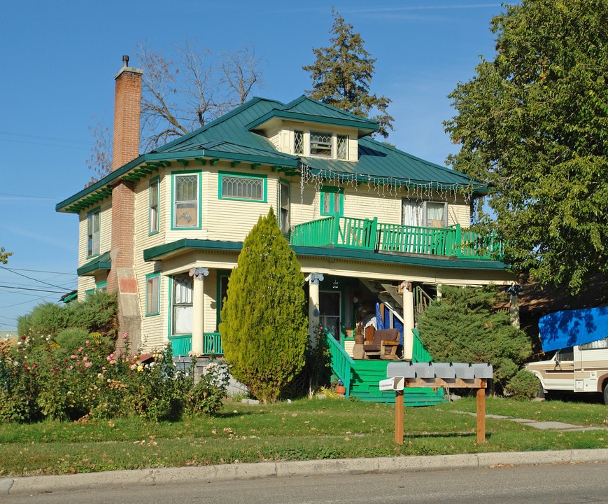 105 N 9th St in Payette, ID - Foto de edificio