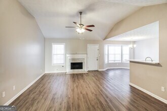 1376 Trafalgar Way in Hampton, GA - Building Photo - Building Photo