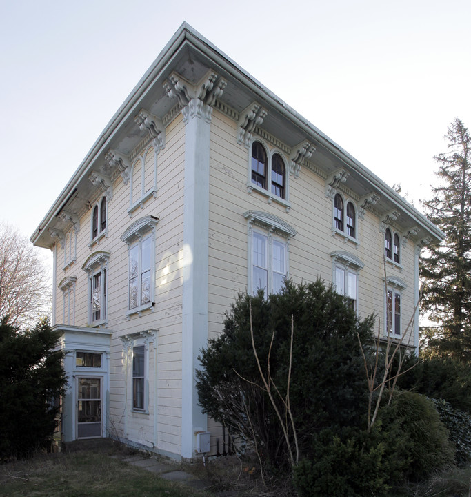 716 County St in New Bedford, MA - Foto de edificio