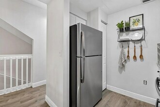 2032 Alta Meadows Ln in Delray Beach, FL - Building Photo - Building Photo