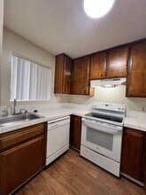 1160-1162 Lisa Ct in Napa, CA - Building Photo - Building Photo