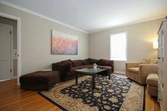 5525 36th Ave S in Minneapolis, MN - Building Photo - Building Photo