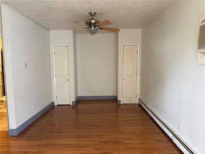 336 Killingly St in Providence, RI - Building Photo - Building Photo