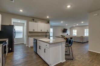 5908 Xene Dr in Austin, TX - Building Photo - Building Photo