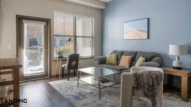 1200 Brookwood Dr, Unit 201 in Little Rock, AR - Foto de edificio - Building Photo