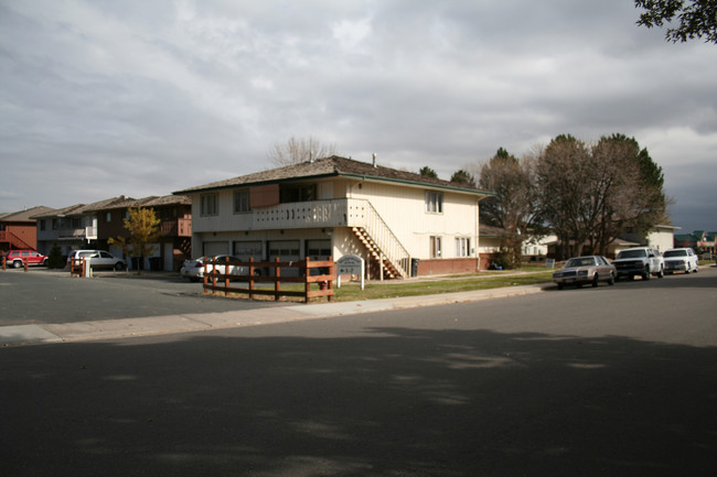 2330 Wedgewood Ave in Longmont, CO - Building Photo - Building Photo