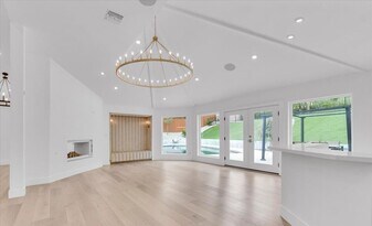 5717 Oso Ave in Los Angeles, CA - Building Photo
