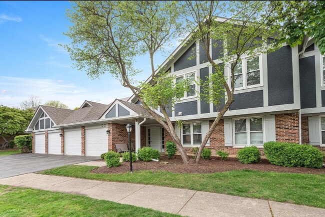 property at 283 Coventry Cir