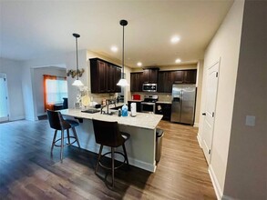 2195 Bridgewater Pass in Hampton, GA - Foto de edificio - Building Photo