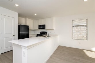 9612 NW 125th St in Yukon, OK - Building Photo - Building Photo