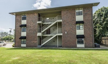105 Meaux Blvd in Lafayette, LA - Building Photo - Building Photo