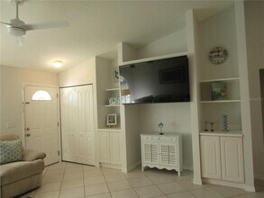 142 Solana St in North Port, FL - Building Photo - Building Photo