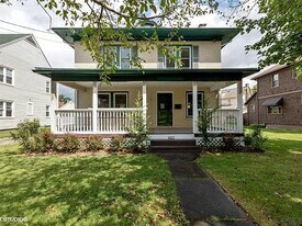 1022 Menoher Blvd in Johnstown, PA - Building Photo