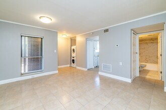 431 Canberra Dr in Knoxville, TN - Foto de edificio - Building Photo