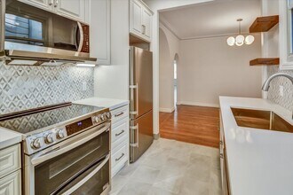 3675 Fillmore St, Unit 102 in San Francisco, CA - Building Photo - Building Photo