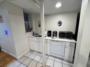 45 Hemenway St, Unit B2 in Boston, MA - Foto de edificio - Building Photo