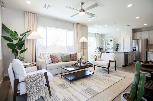 Tricon Hudson Crossing in Chandler, AZ - Foto de edificio - Building Photo